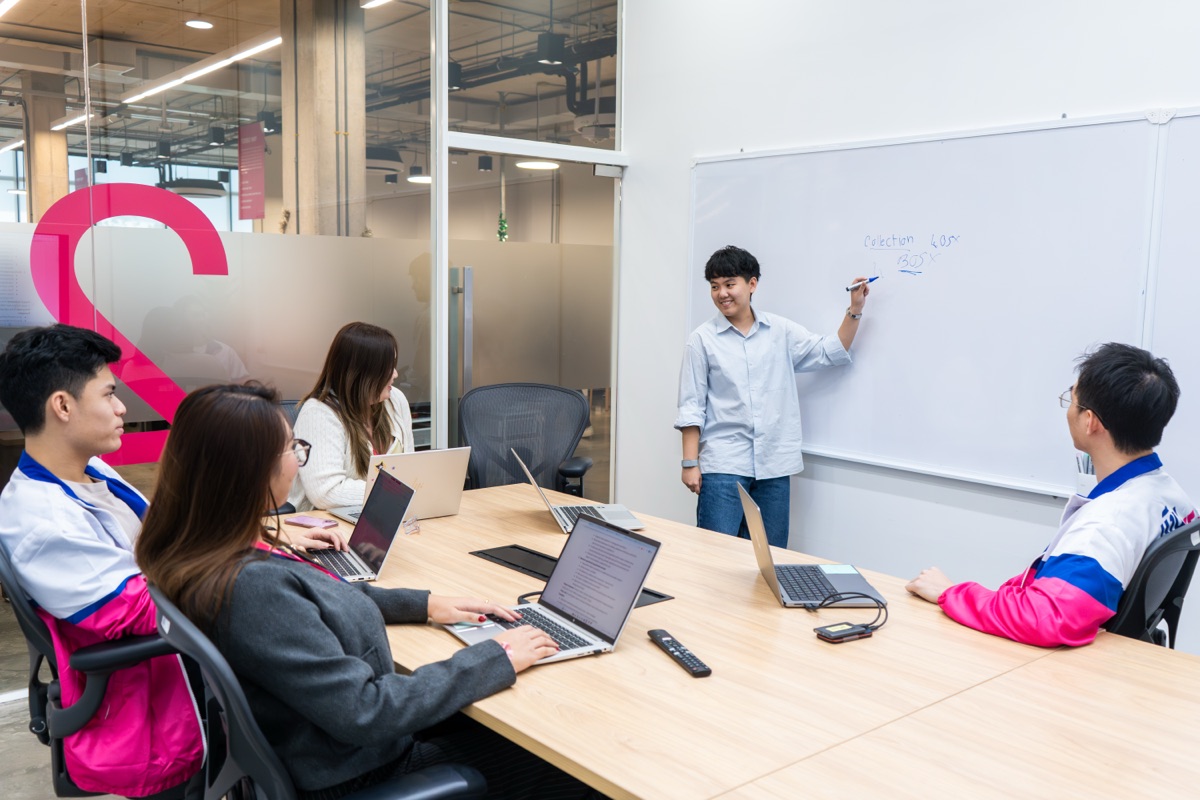 ประชุมทีม Whiteboard Session